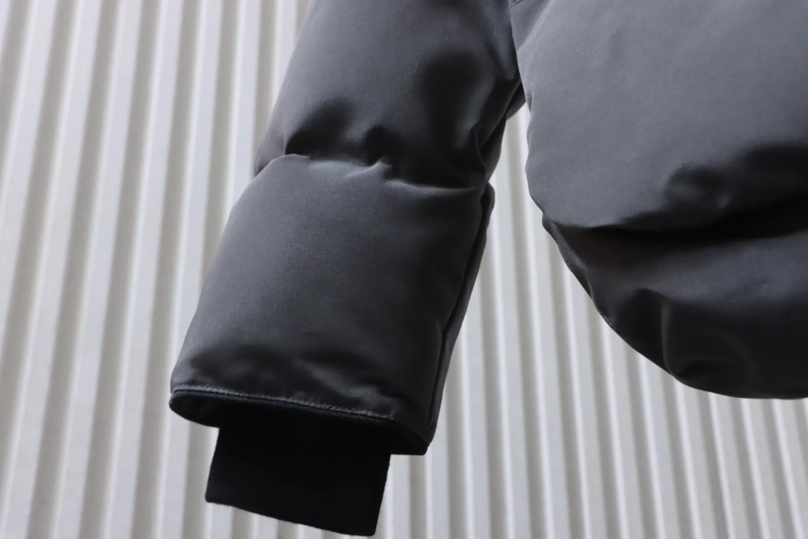 Long Sleeve Detail