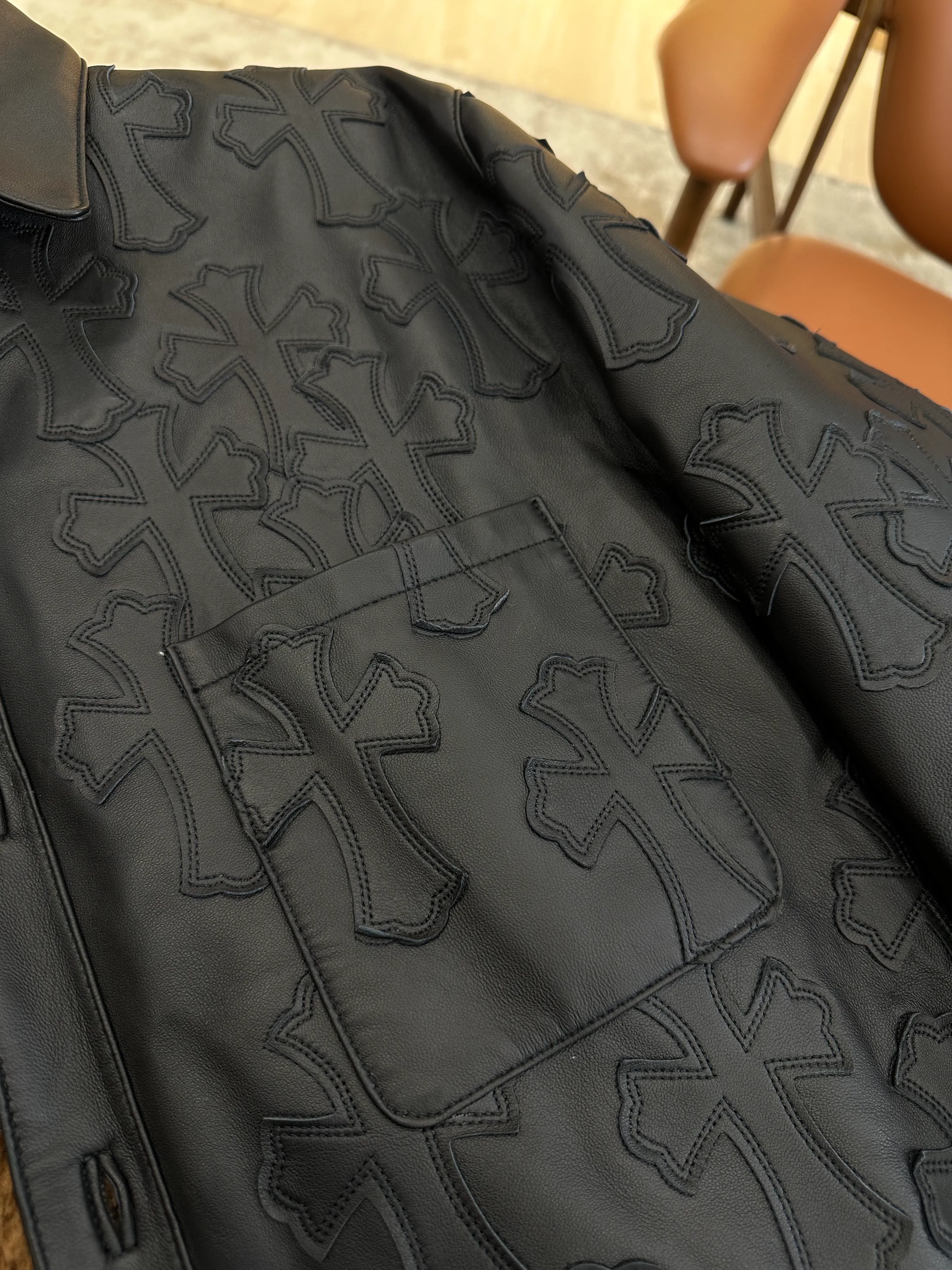 Cross Patch Shearling Lined Details
