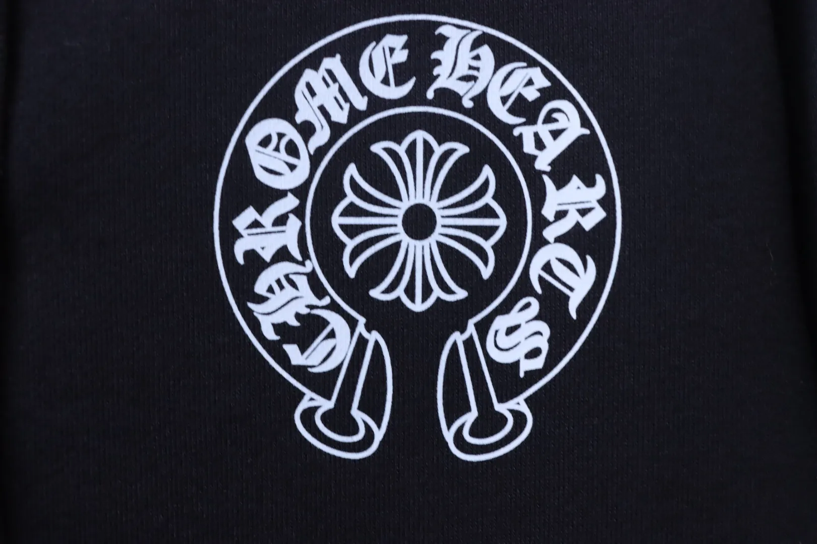 Logo Detail