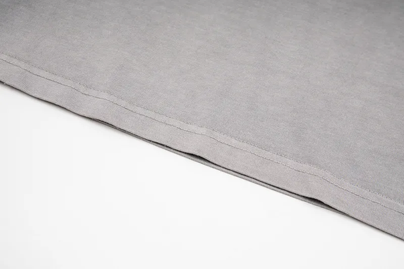 Bottom Hem Detail