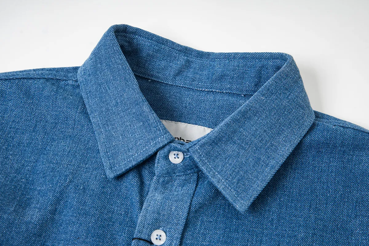 Collar Detail