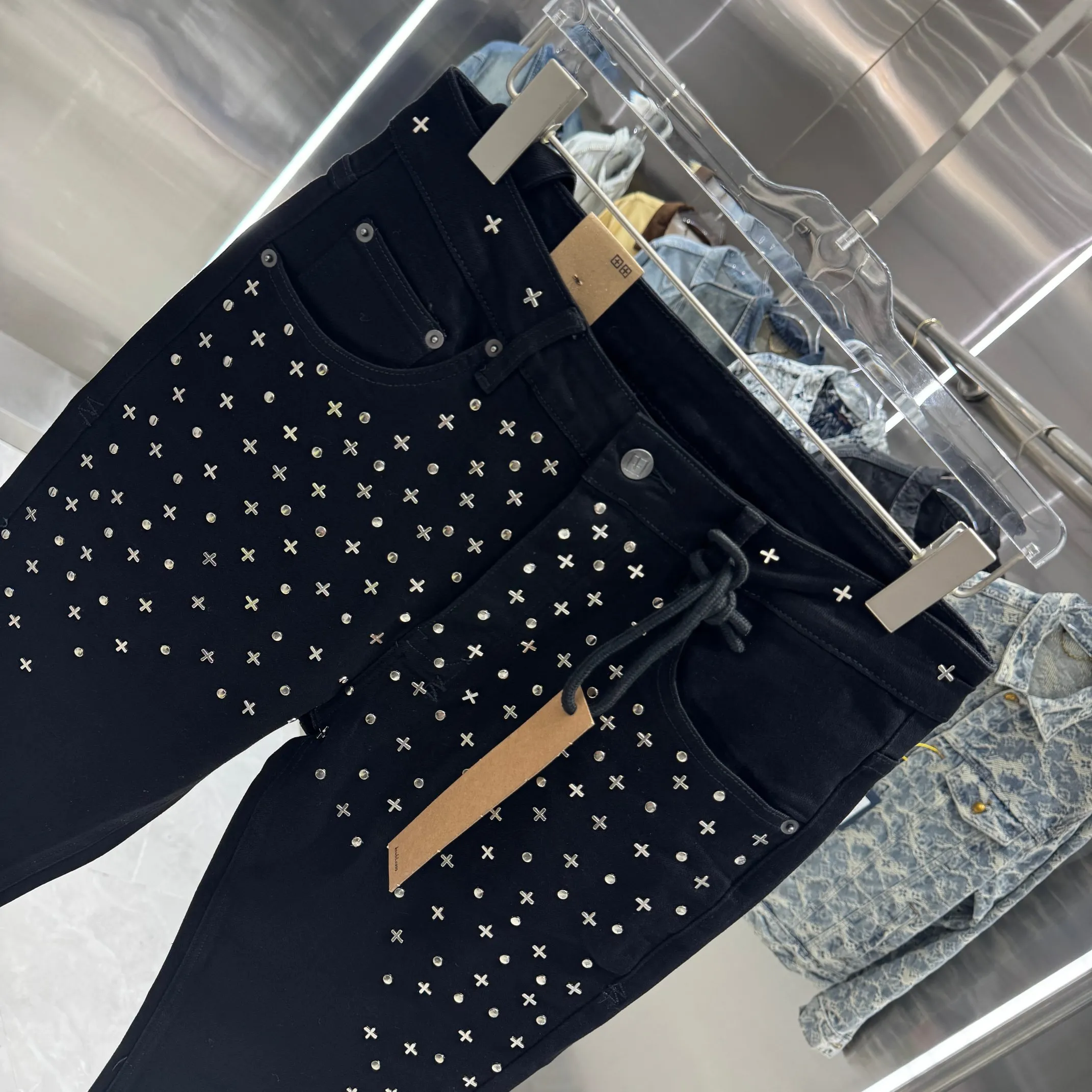 Details and Brand Tag
