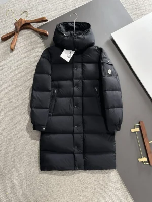 Mcler Hanoverian Matte Long Hooded Down