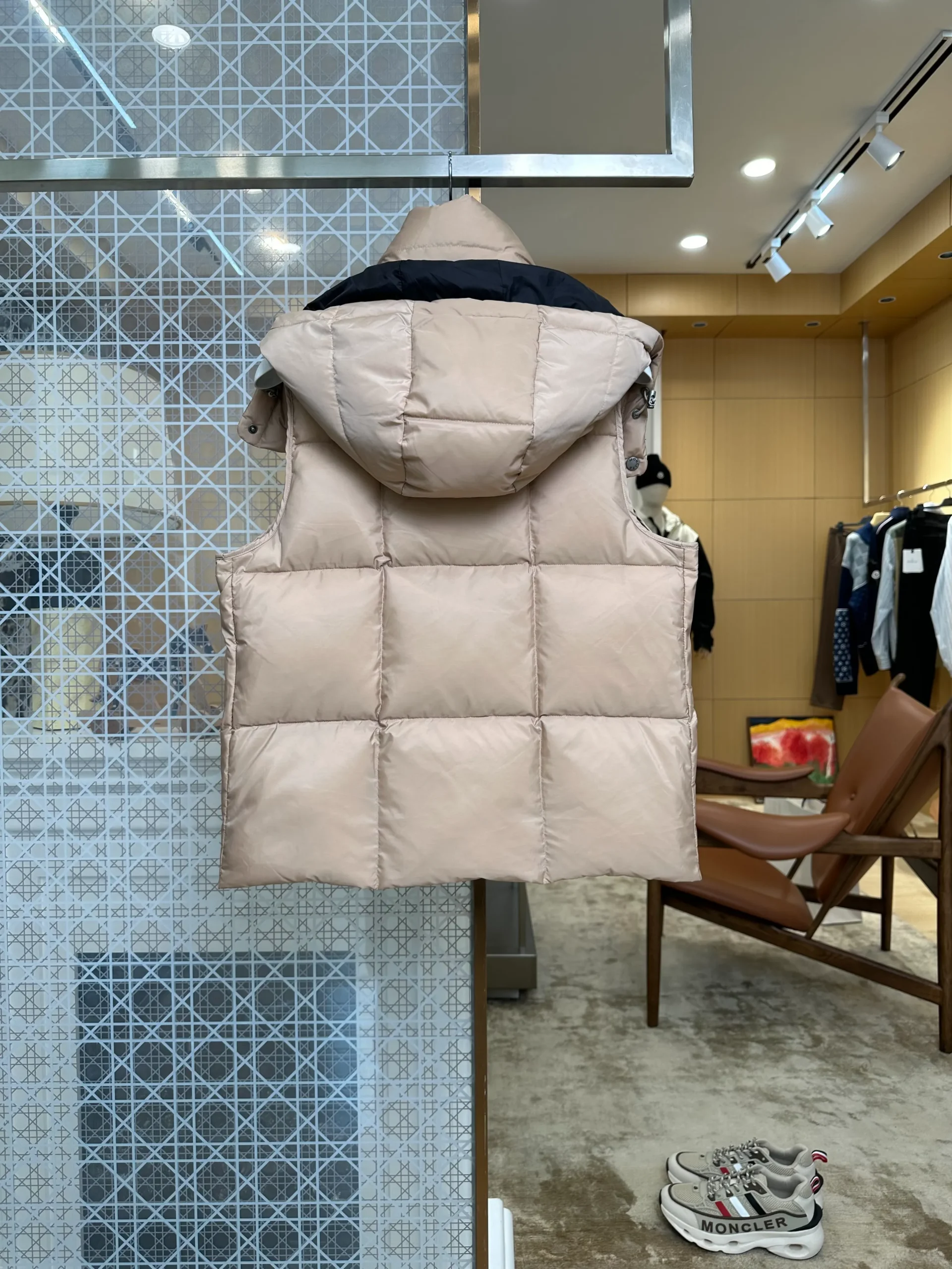 Back Viiew Mcler Women's Detachable Hood Stand Collar Duck Down Vest