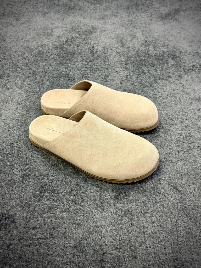 R 0wens Beige Leather Granola Mules Angeled View