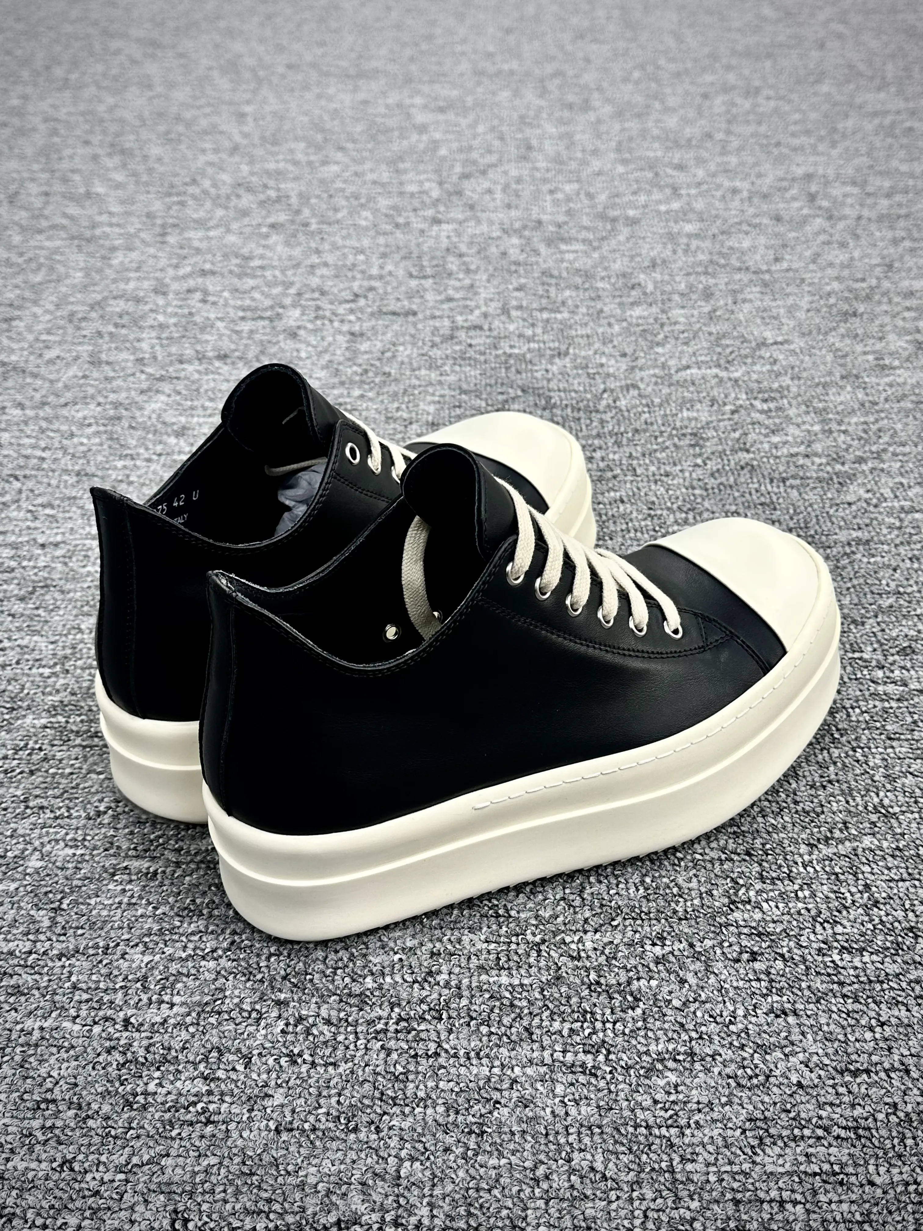 R 0wens Black Milk Leather Low Sneakers Angeled View