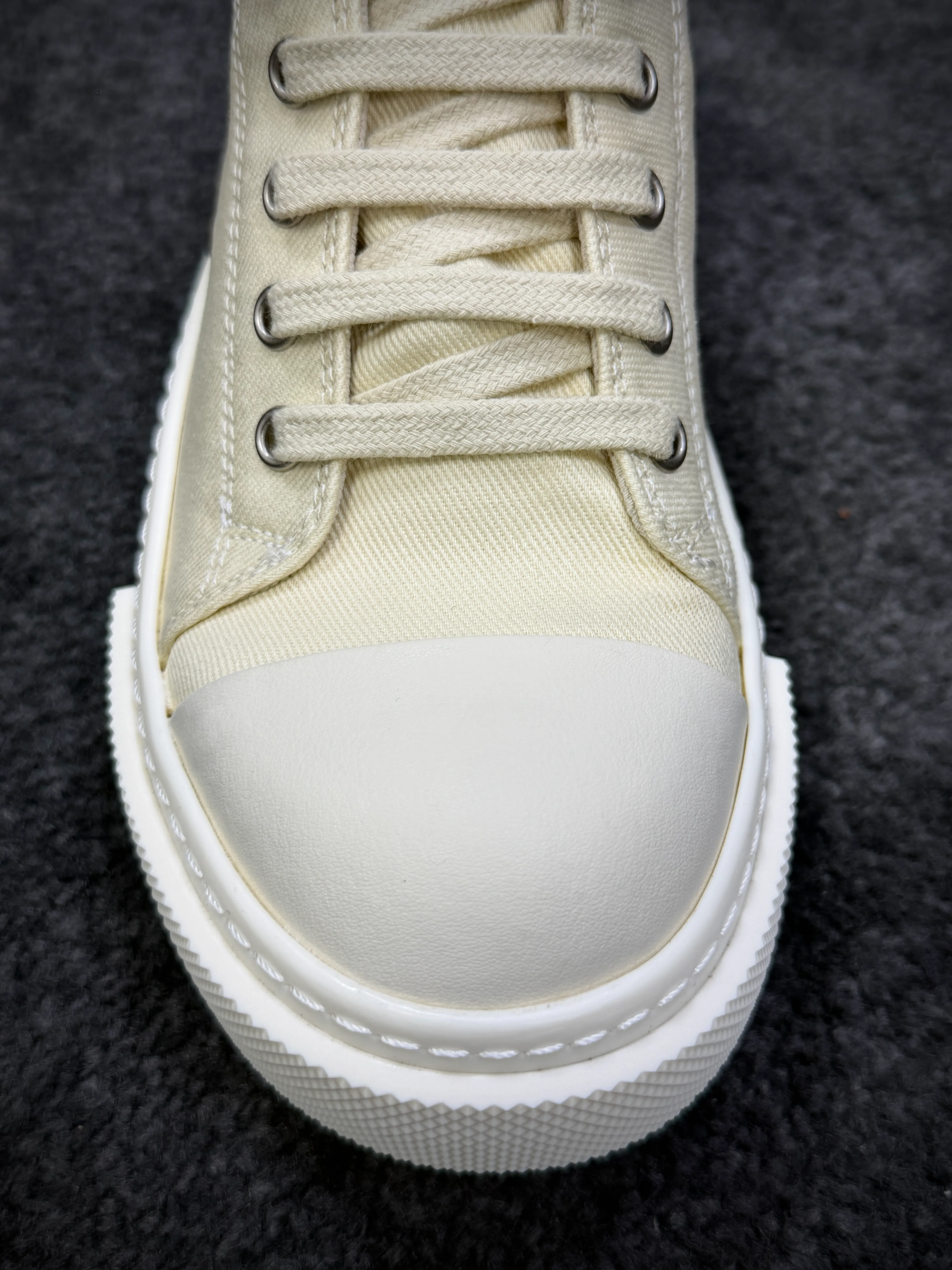 Mesh Toe Box