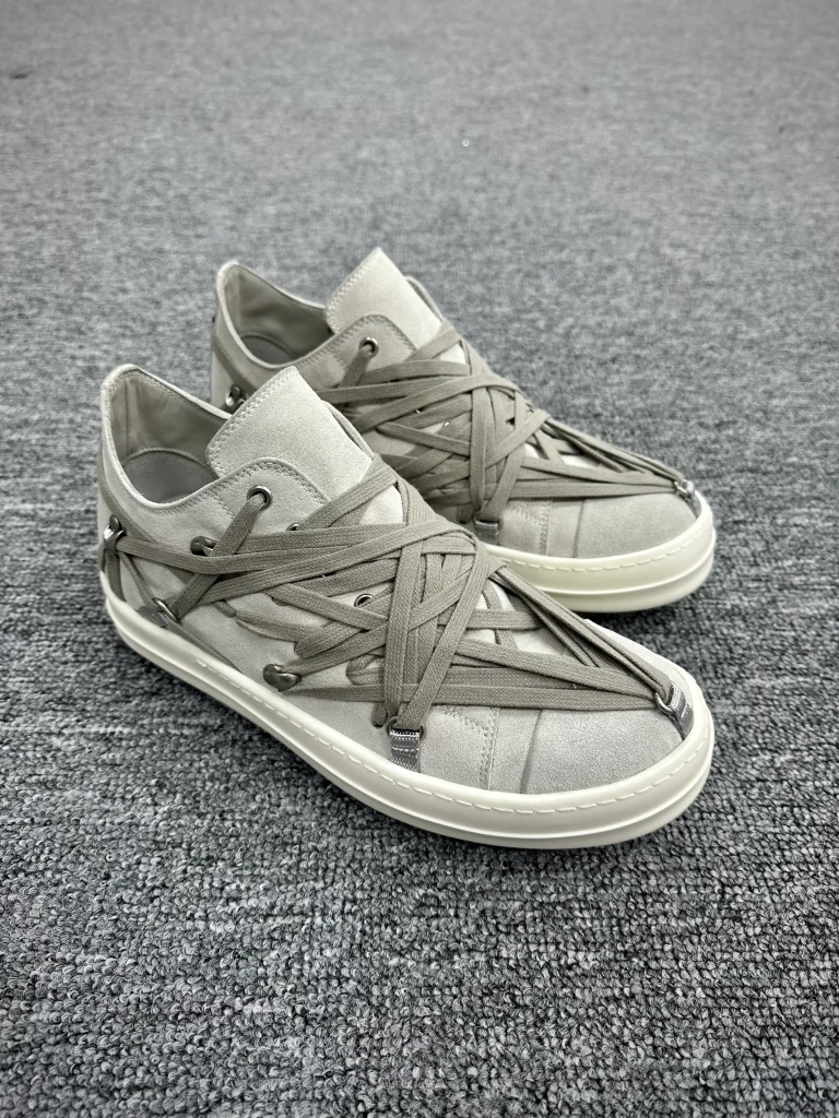 R 0wens Hollywood Megalace Dinge Grey Suede Low Sneakers Angeled View