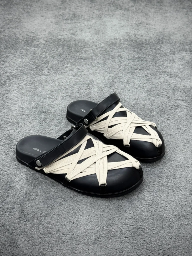 R 0wens Hollywood Strap Spartan Geth Slide Sandals Black Milk Angeled View