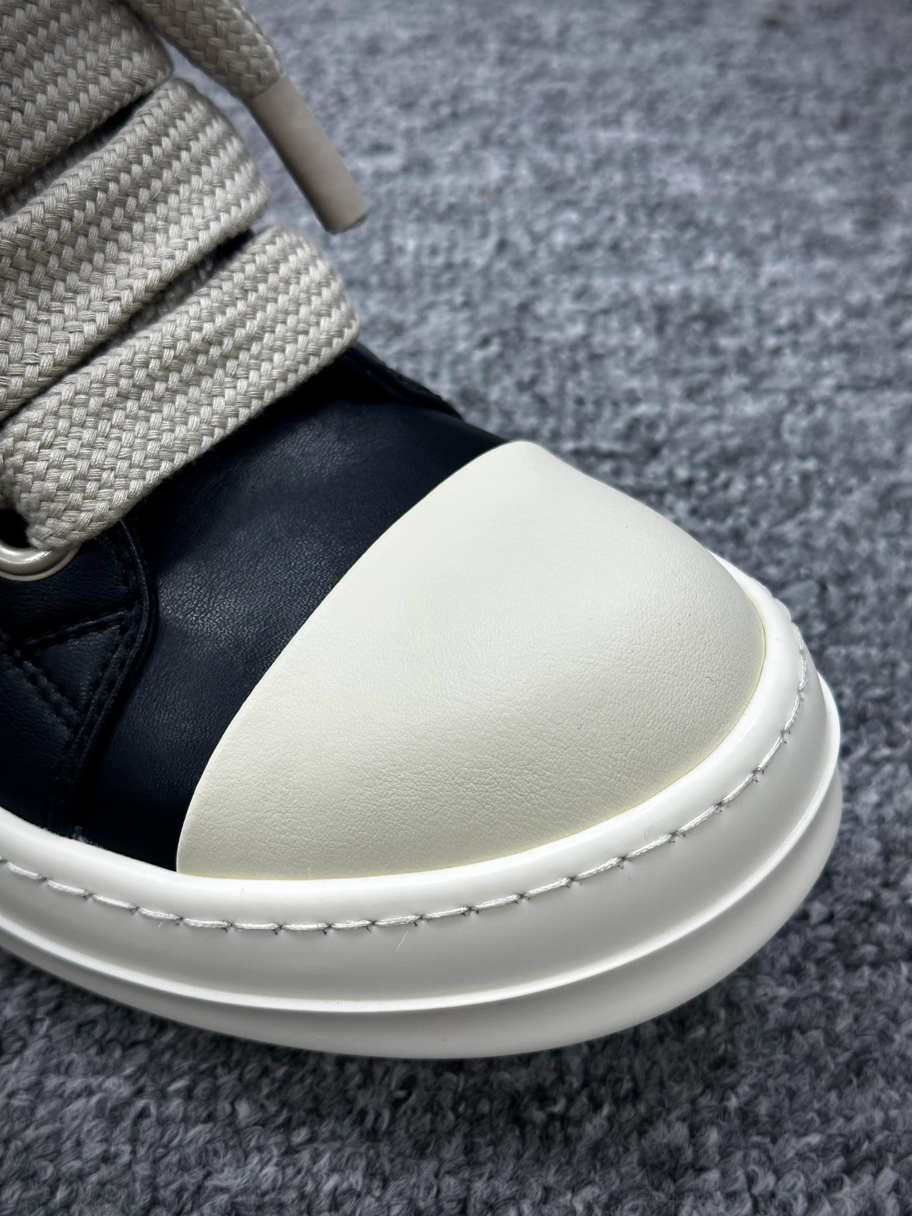 Mesh Toe Cap