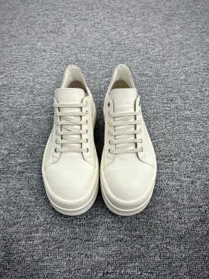 R 0wens Milk Leather Low Sneakers Profile View