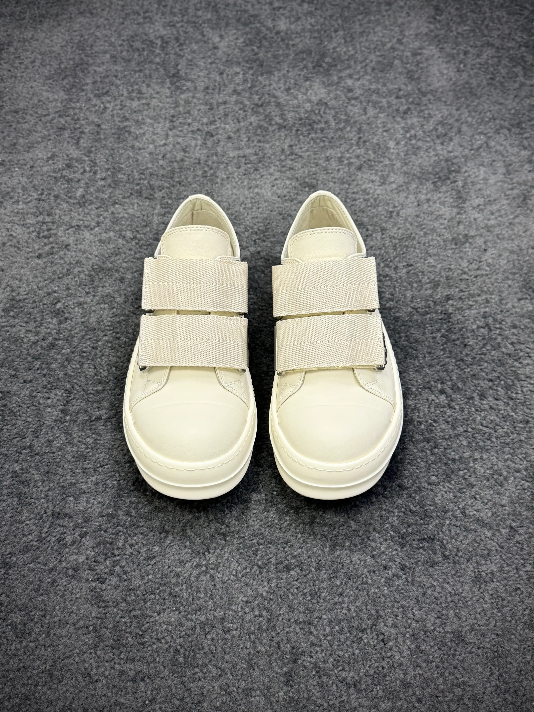 R 0wens Temple Strap Leather Low Off-White Sneakers Profile View