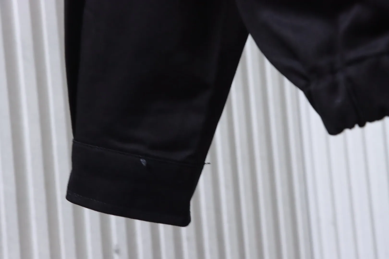 Long Sleeve Details