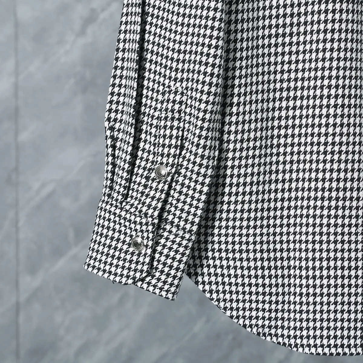 Long Sleeve Details