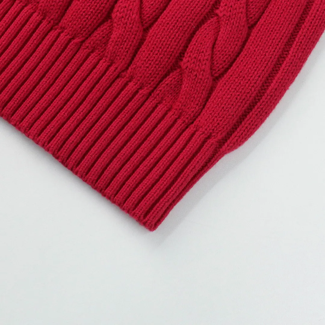 Bottom Hem Detail