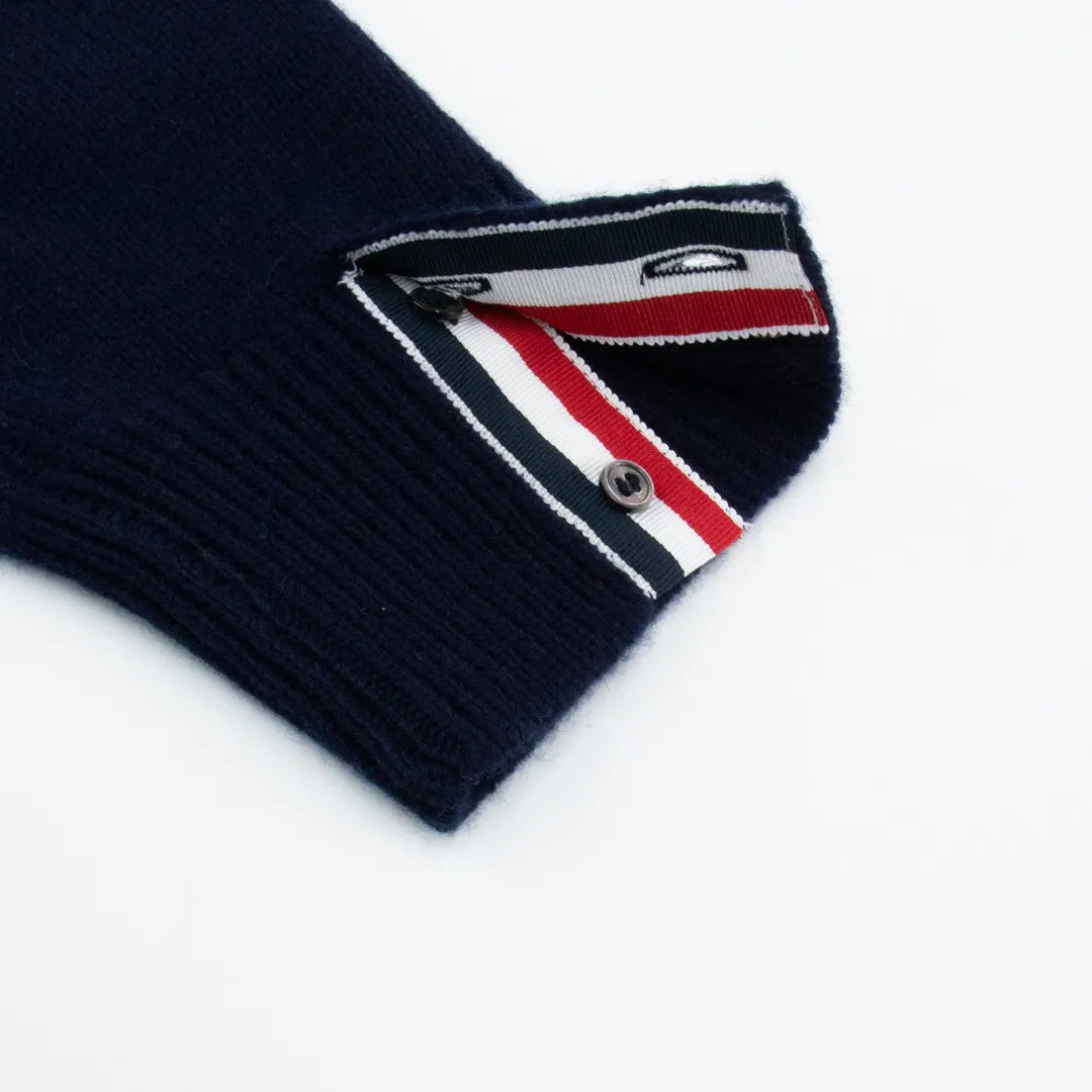 Sleeve cuff Tri-color Details