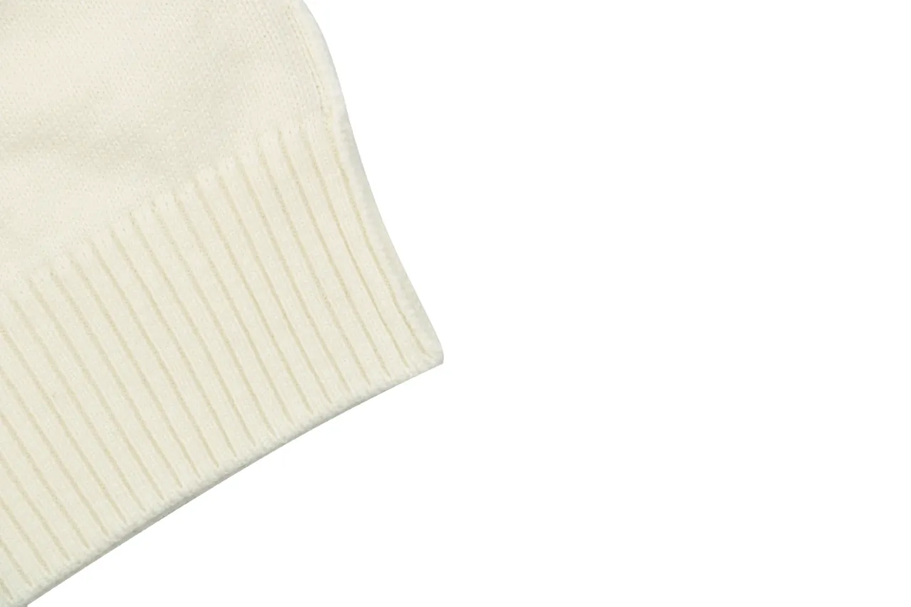 Bottom Hem Details