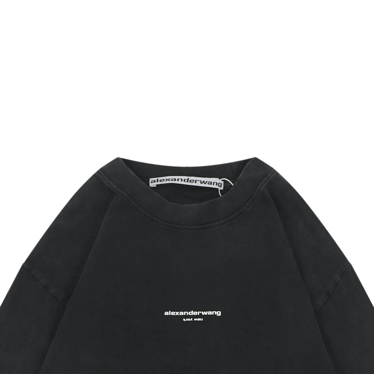 Neckline