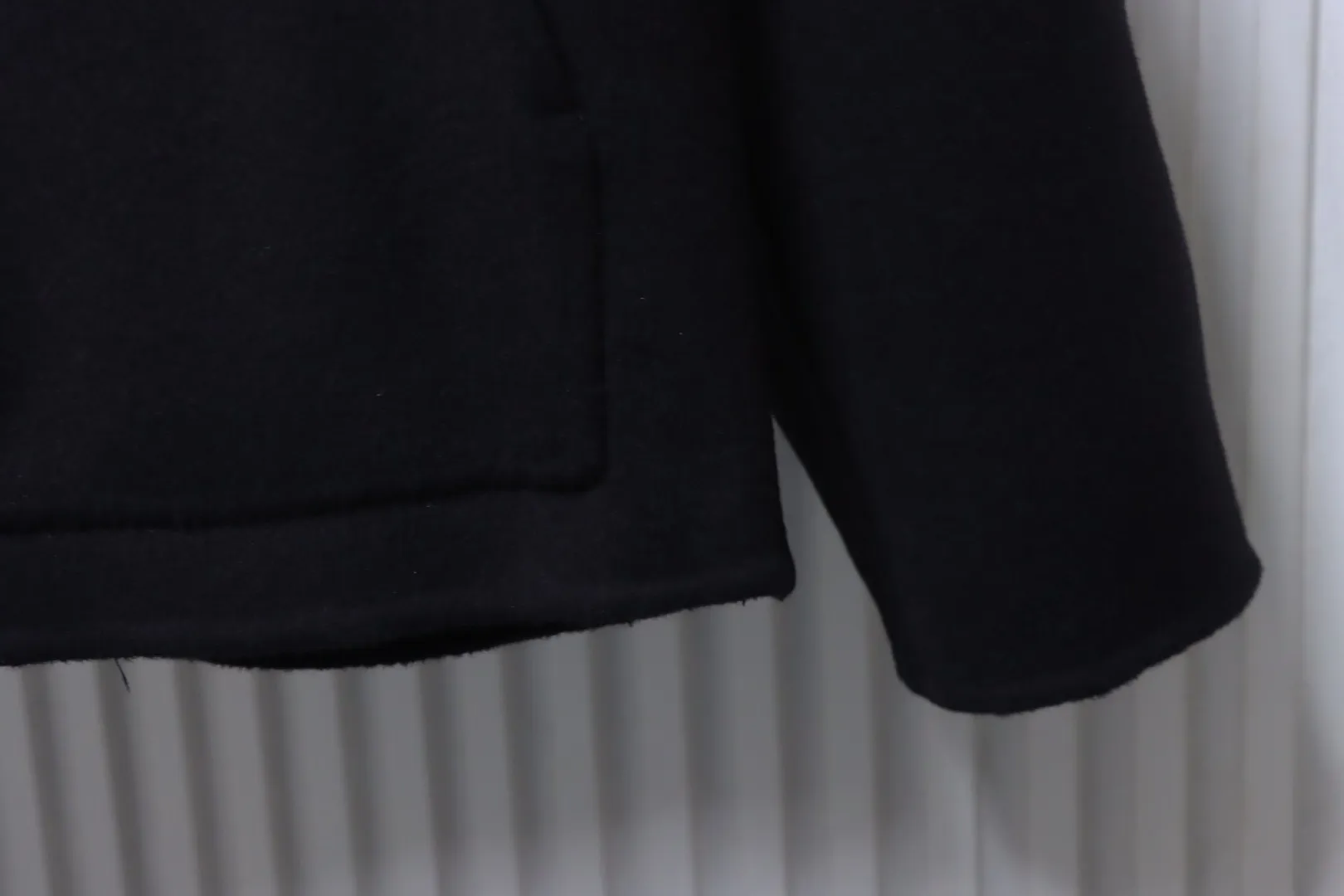 Sleeve Cuff and Bottom Hem Details