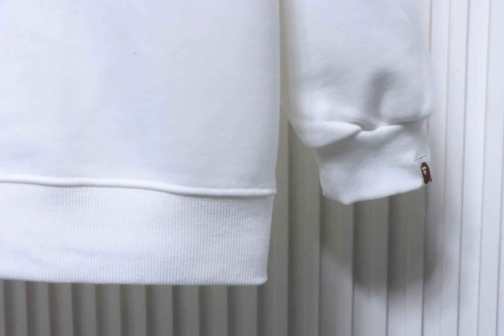 Sleeve Cuff and Bottom Hem Details