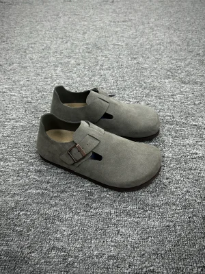 BK London Charcoal Gey Suede Closed-Toe Shoes Pair Angeled View