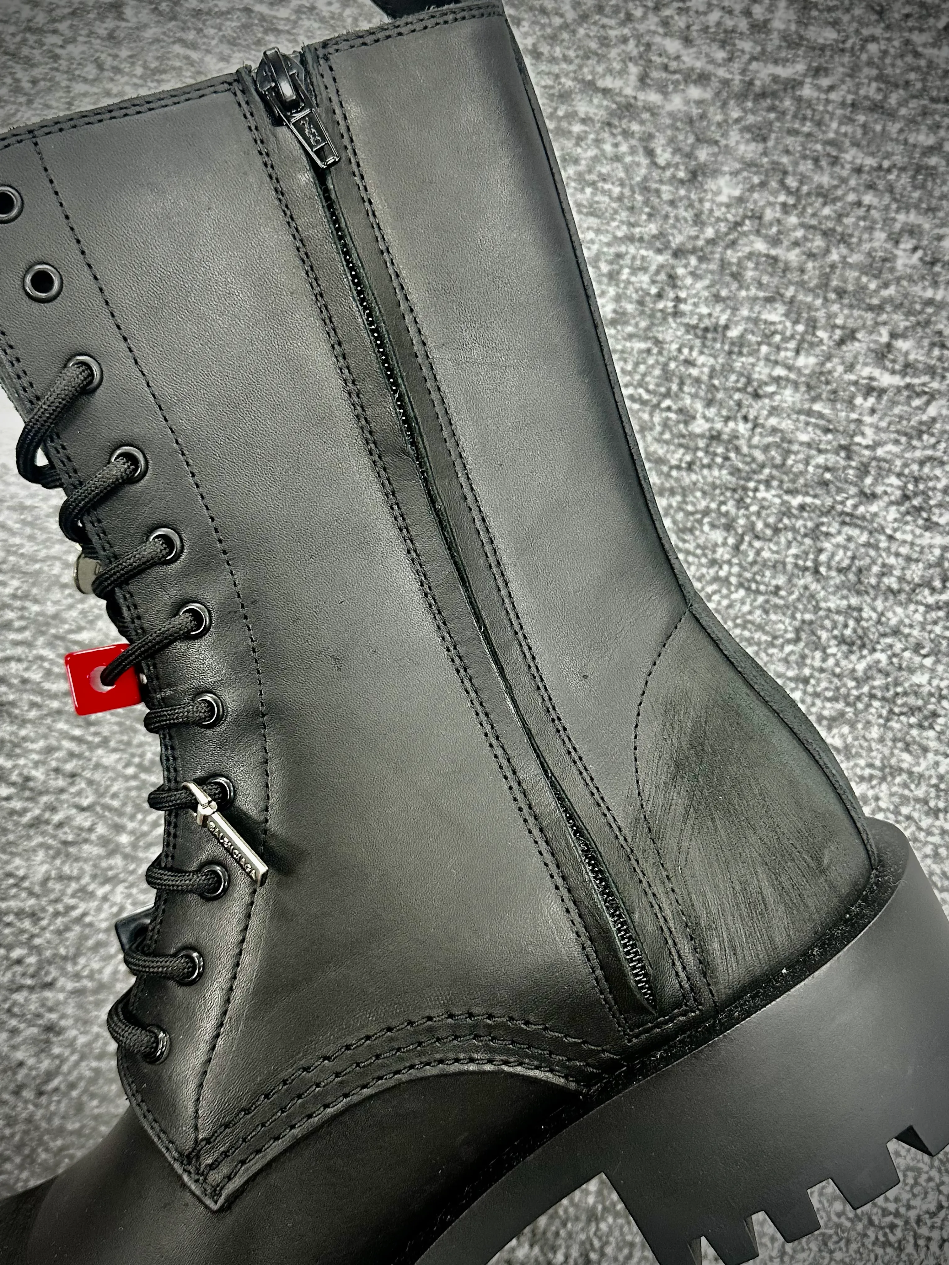 Side Zipper Detail