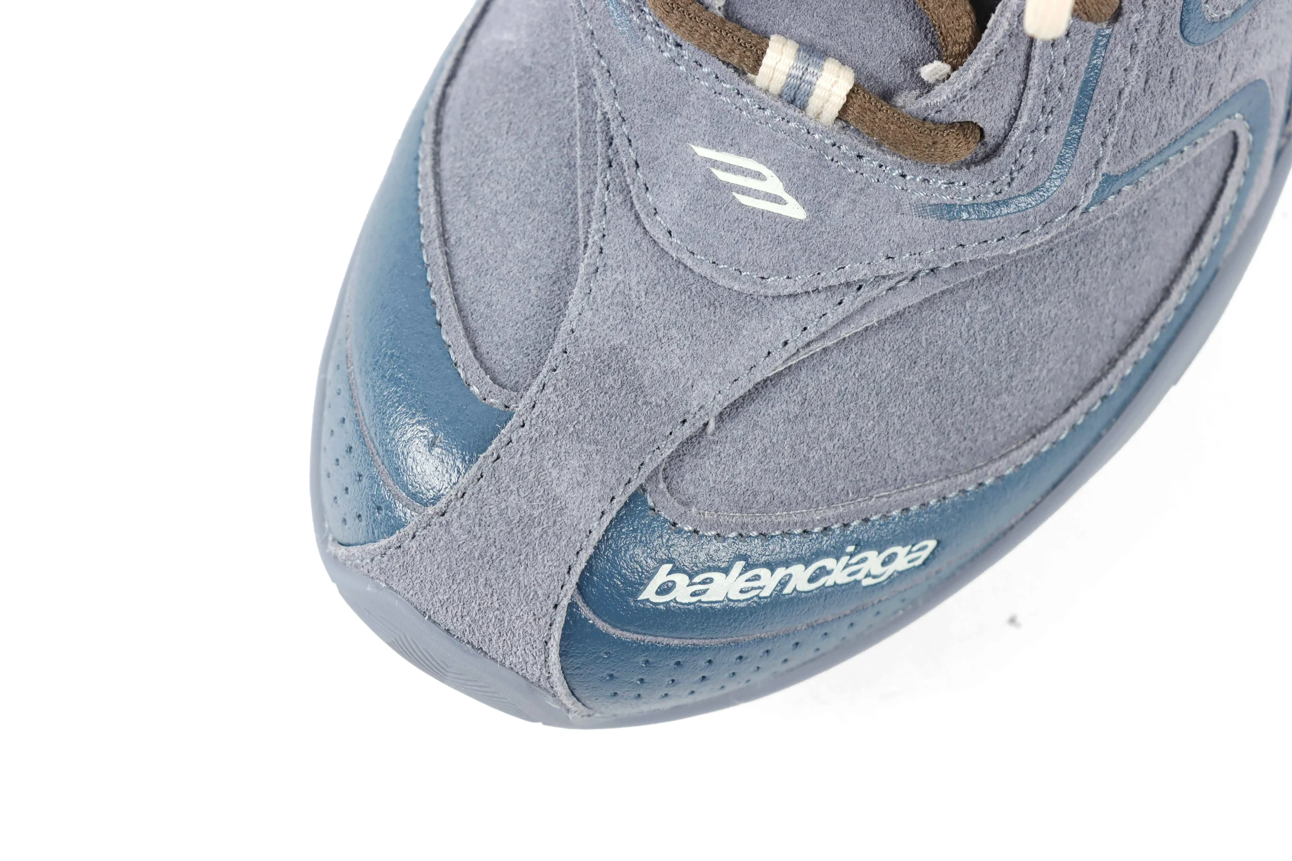 Mesh Toe Box