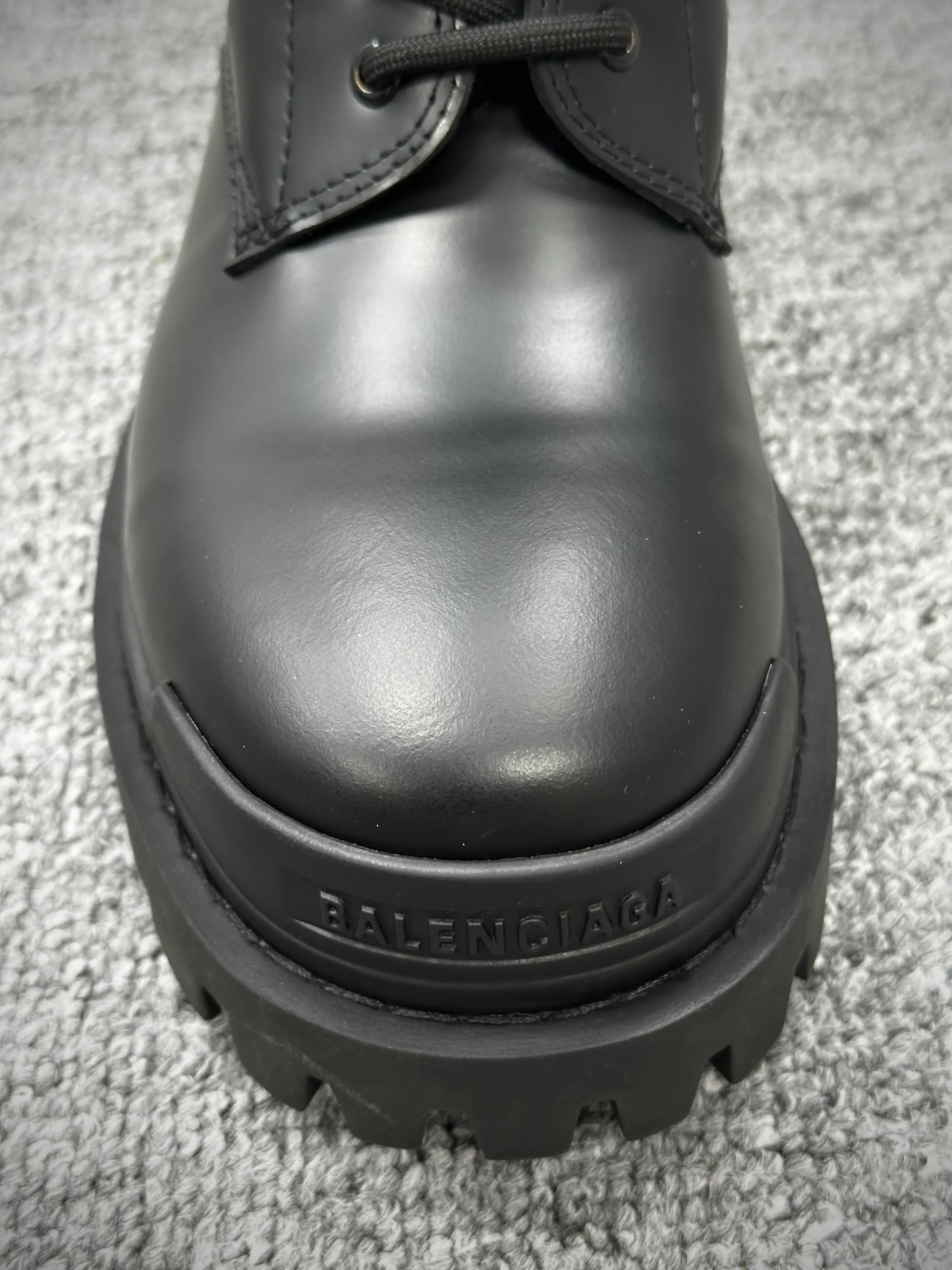 Mesh Toe Box