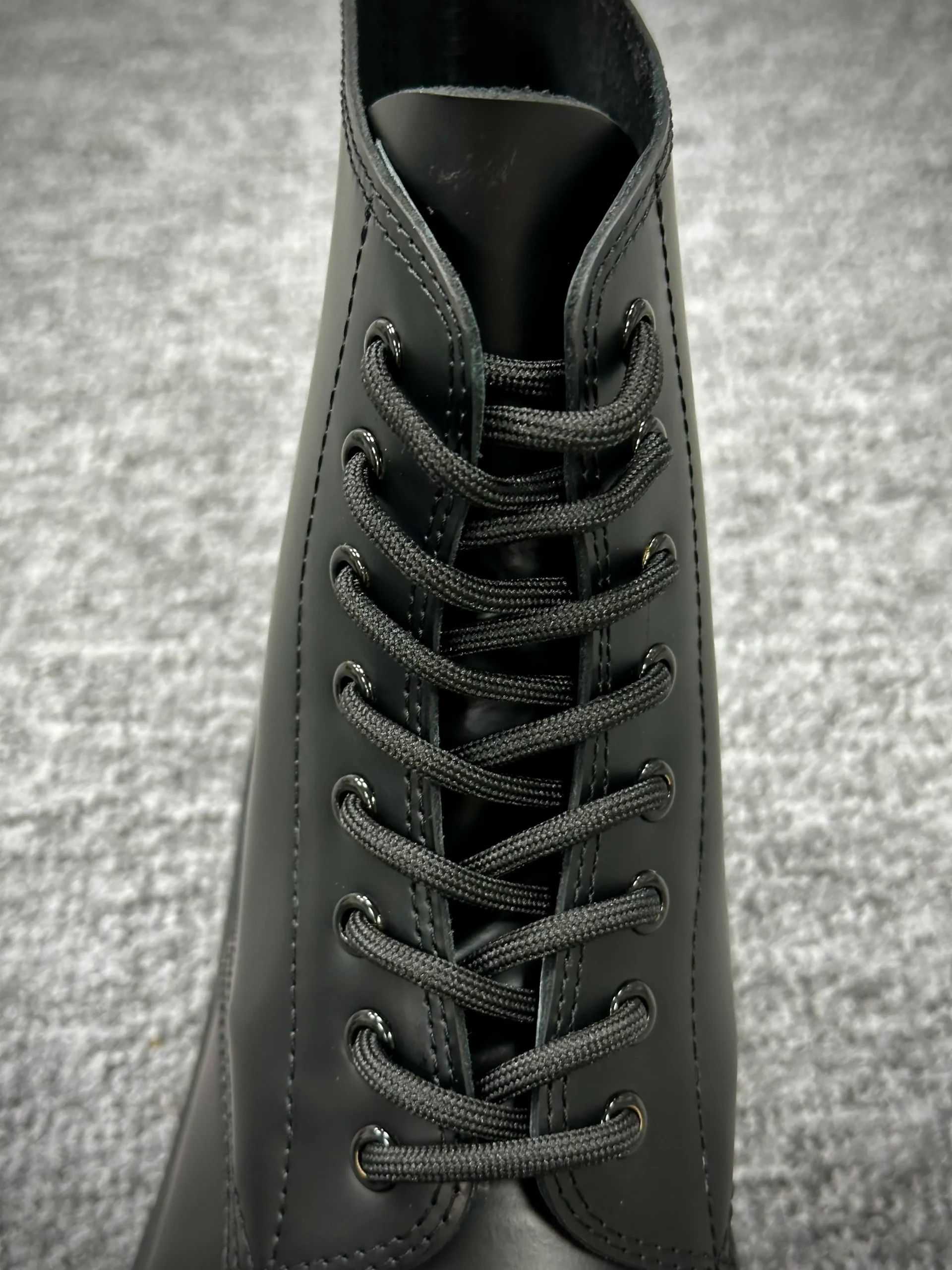 Shoelace Details