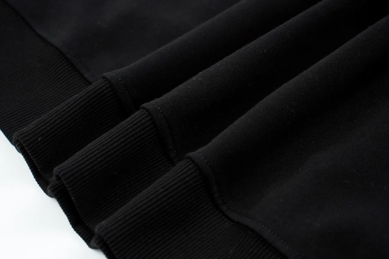 Bottom Hem Details