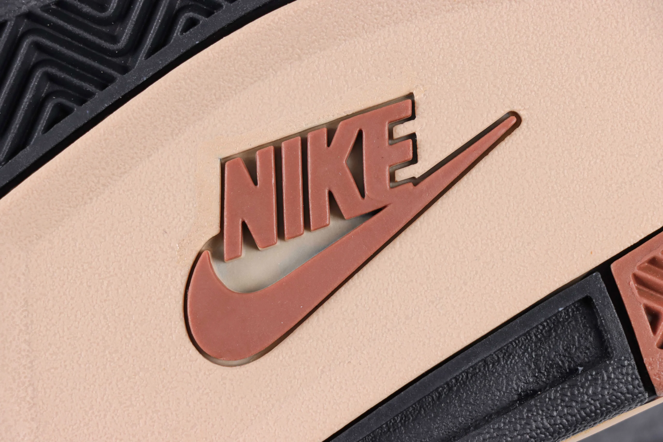 Brand Logo Details