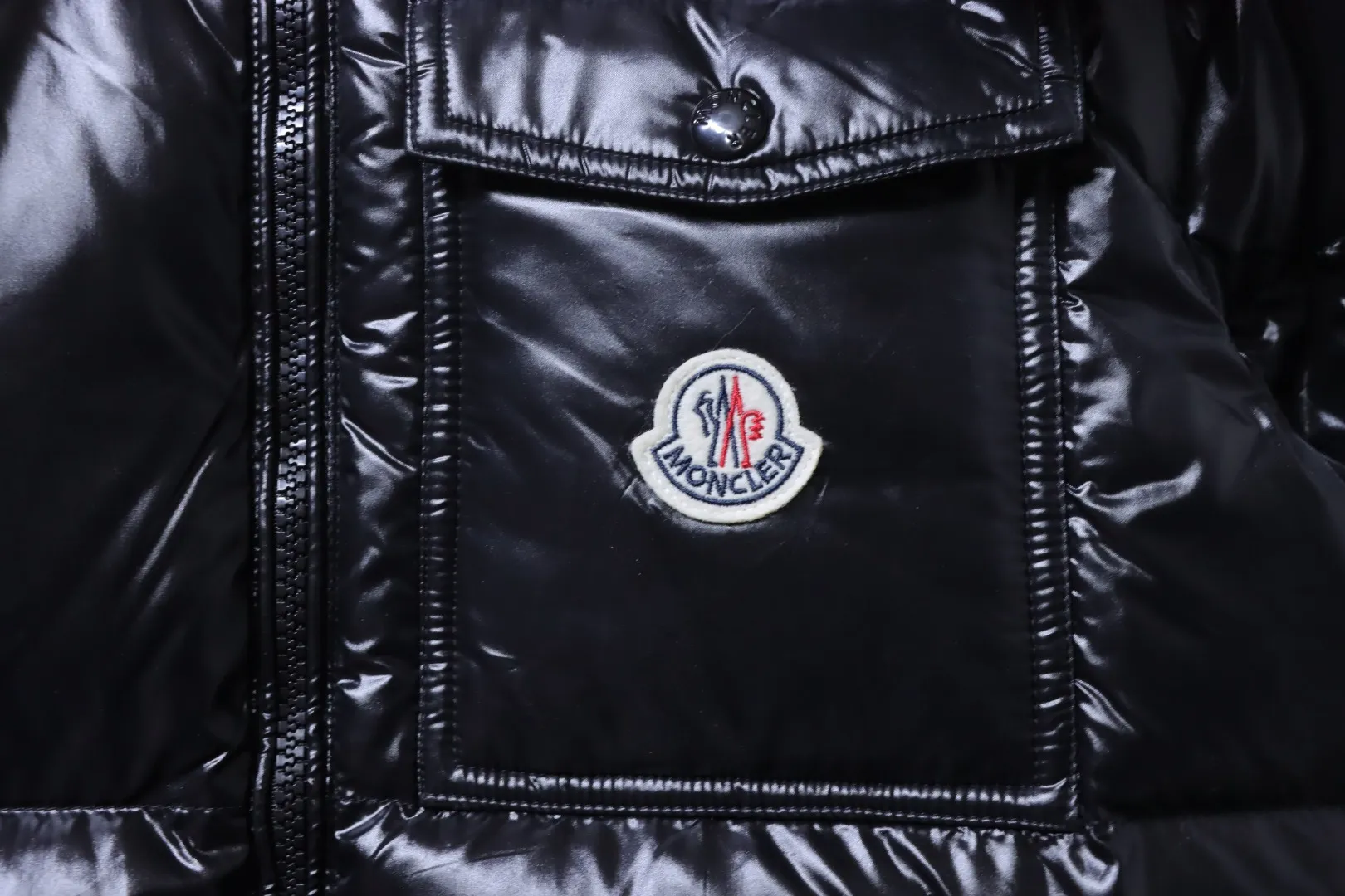 Pocket with Logo