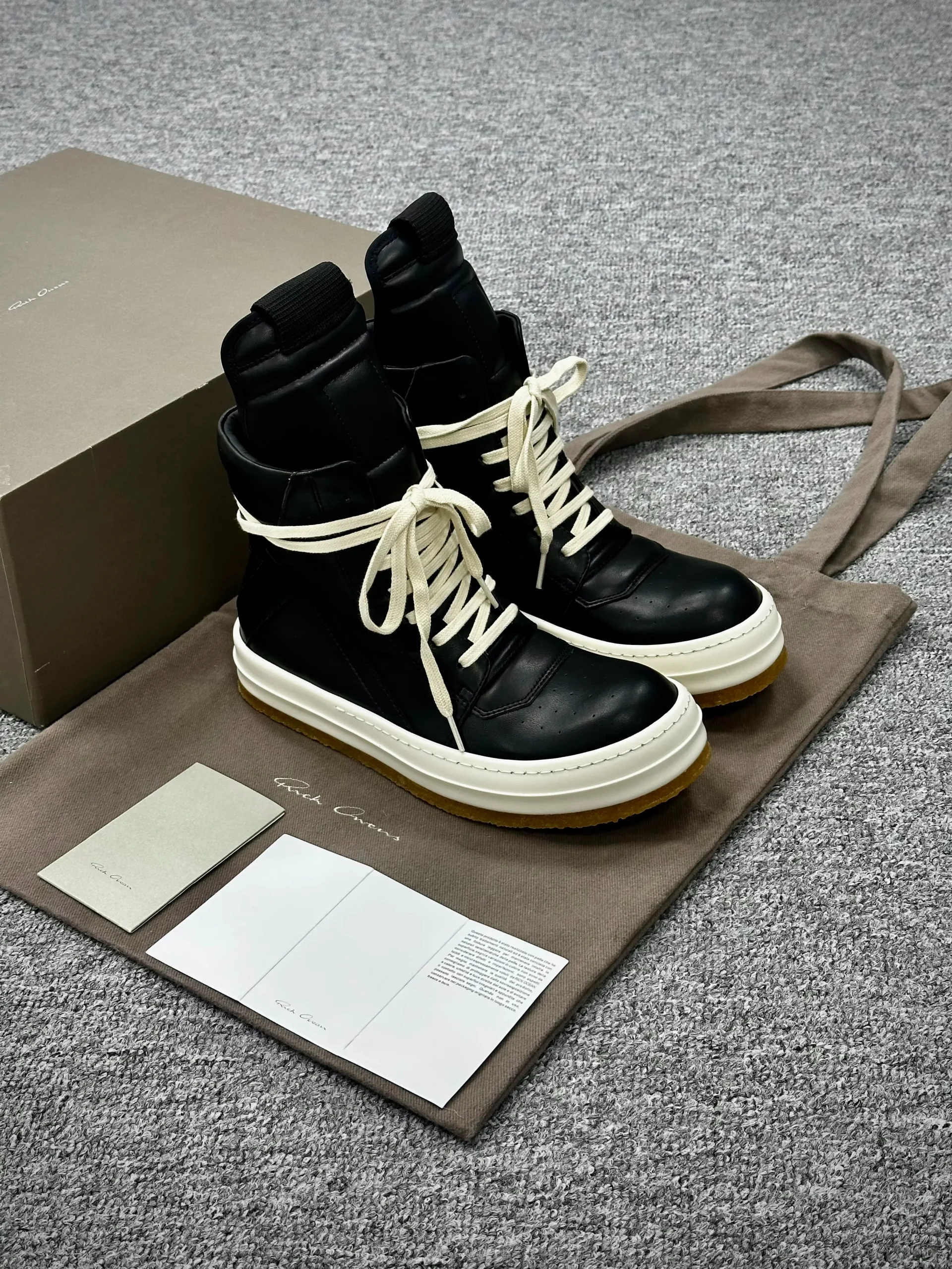 R 0wens Creep Geobasket Black Milk Leather Sneakers Angeled View