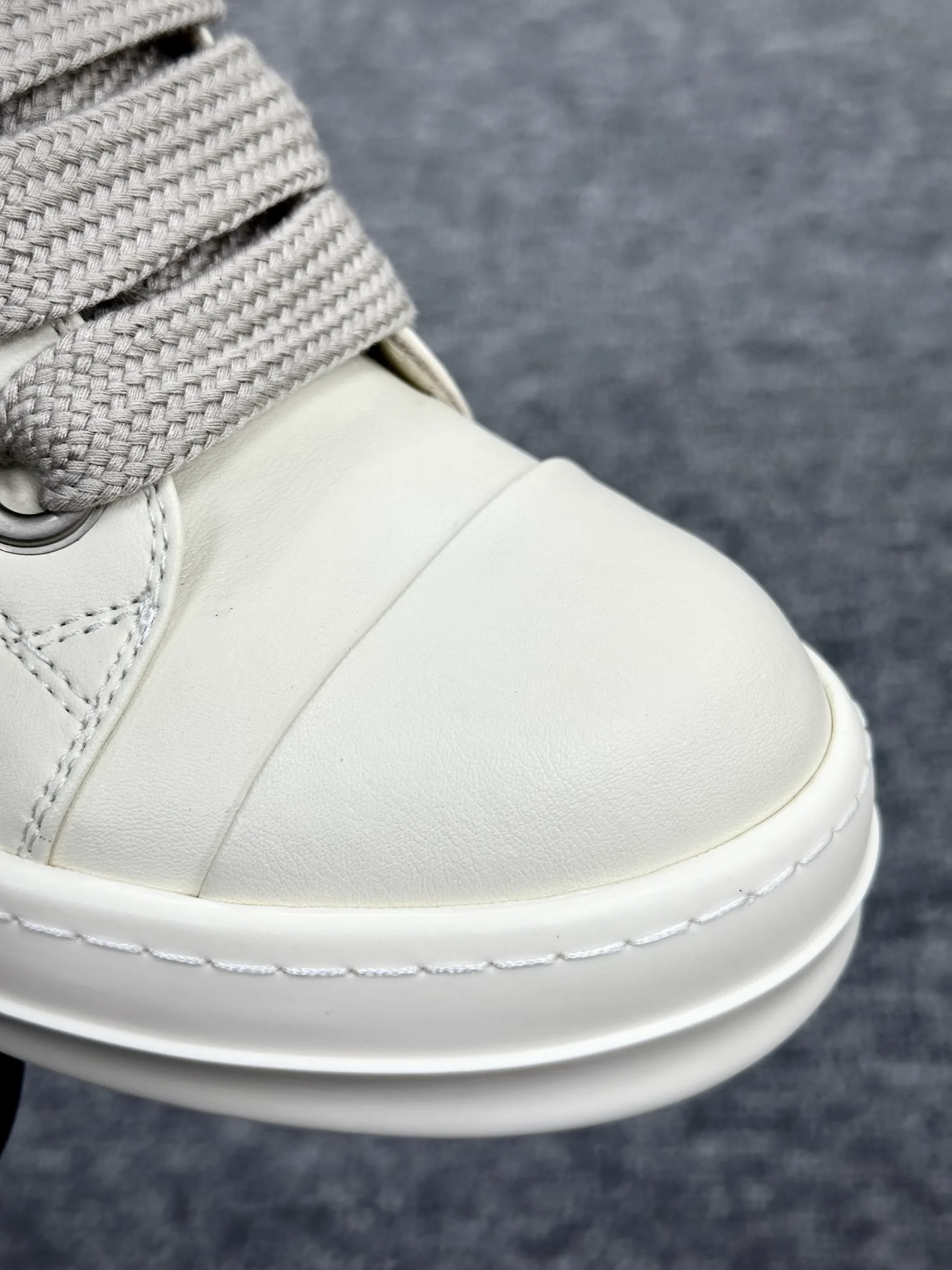 Mesh Toe Cap