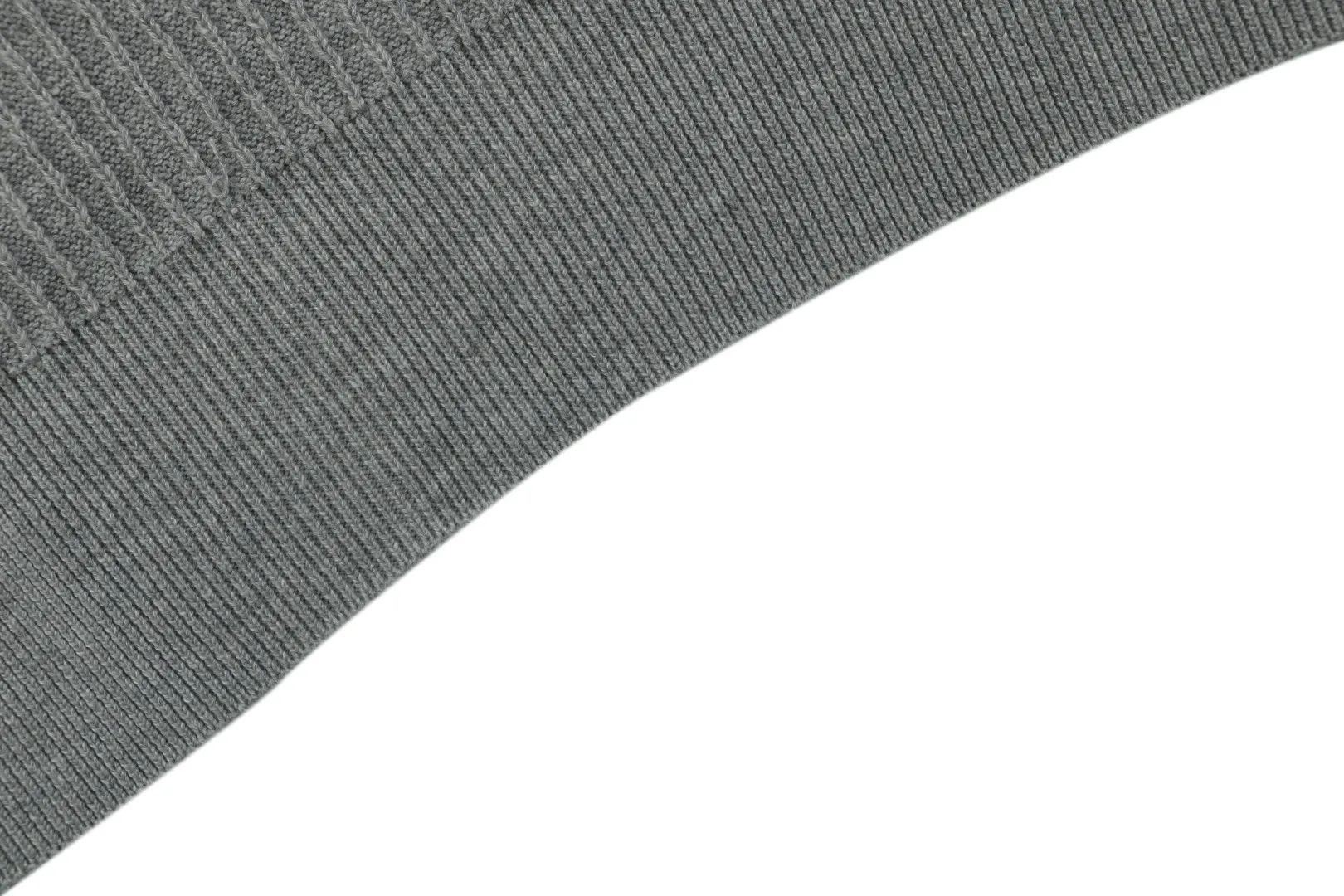 Bottom Hem Details