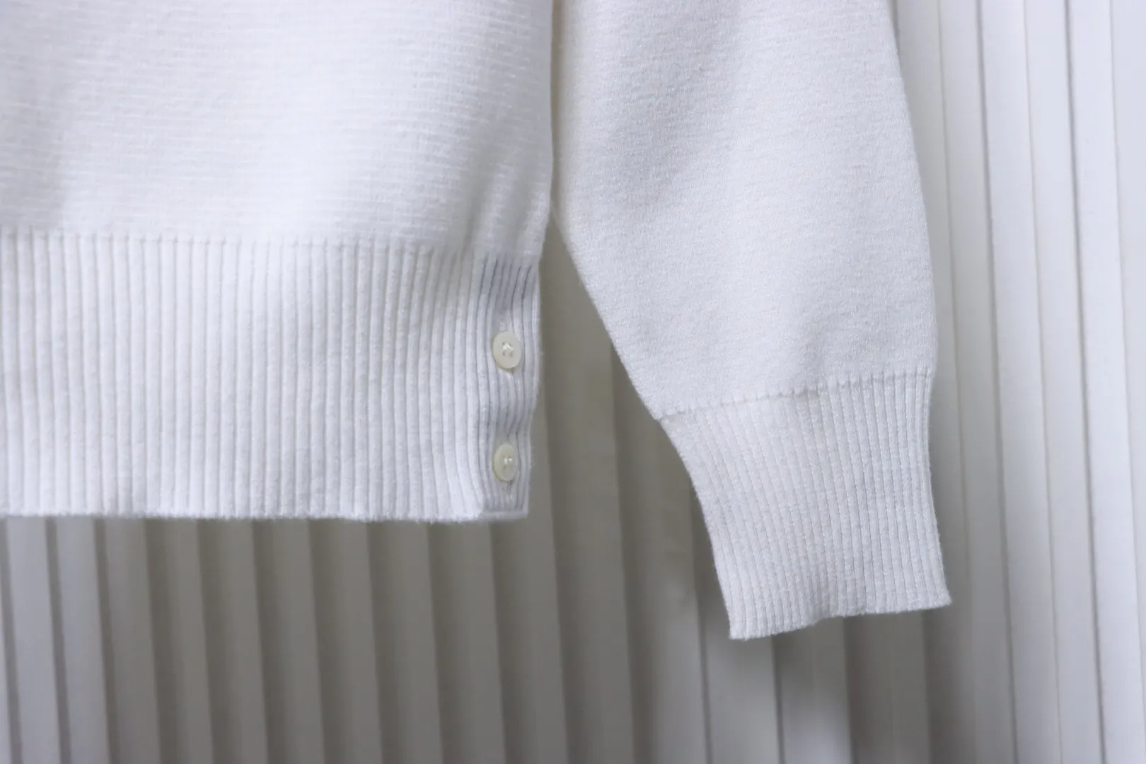 Long Sleeve Details