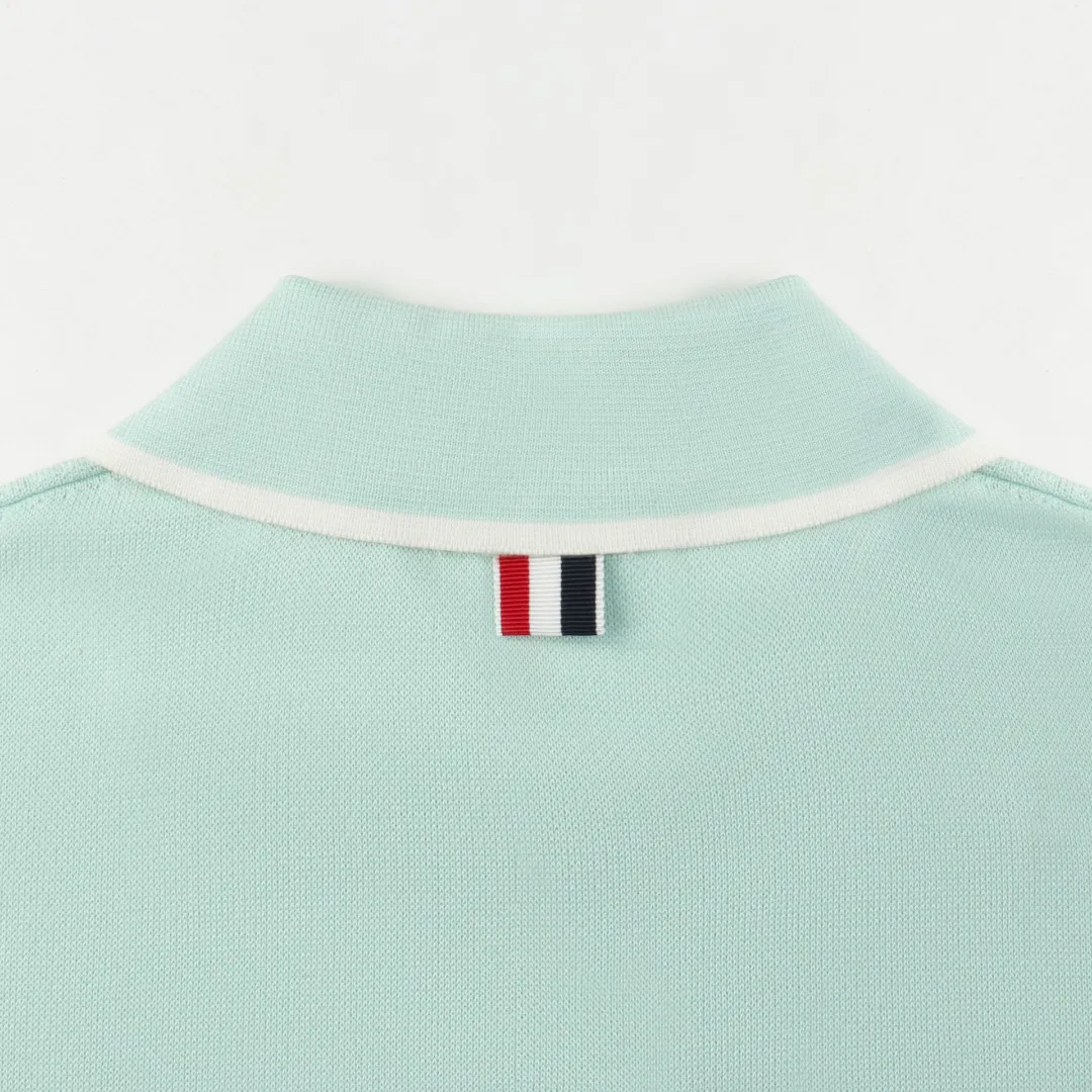 Nack Neckline
