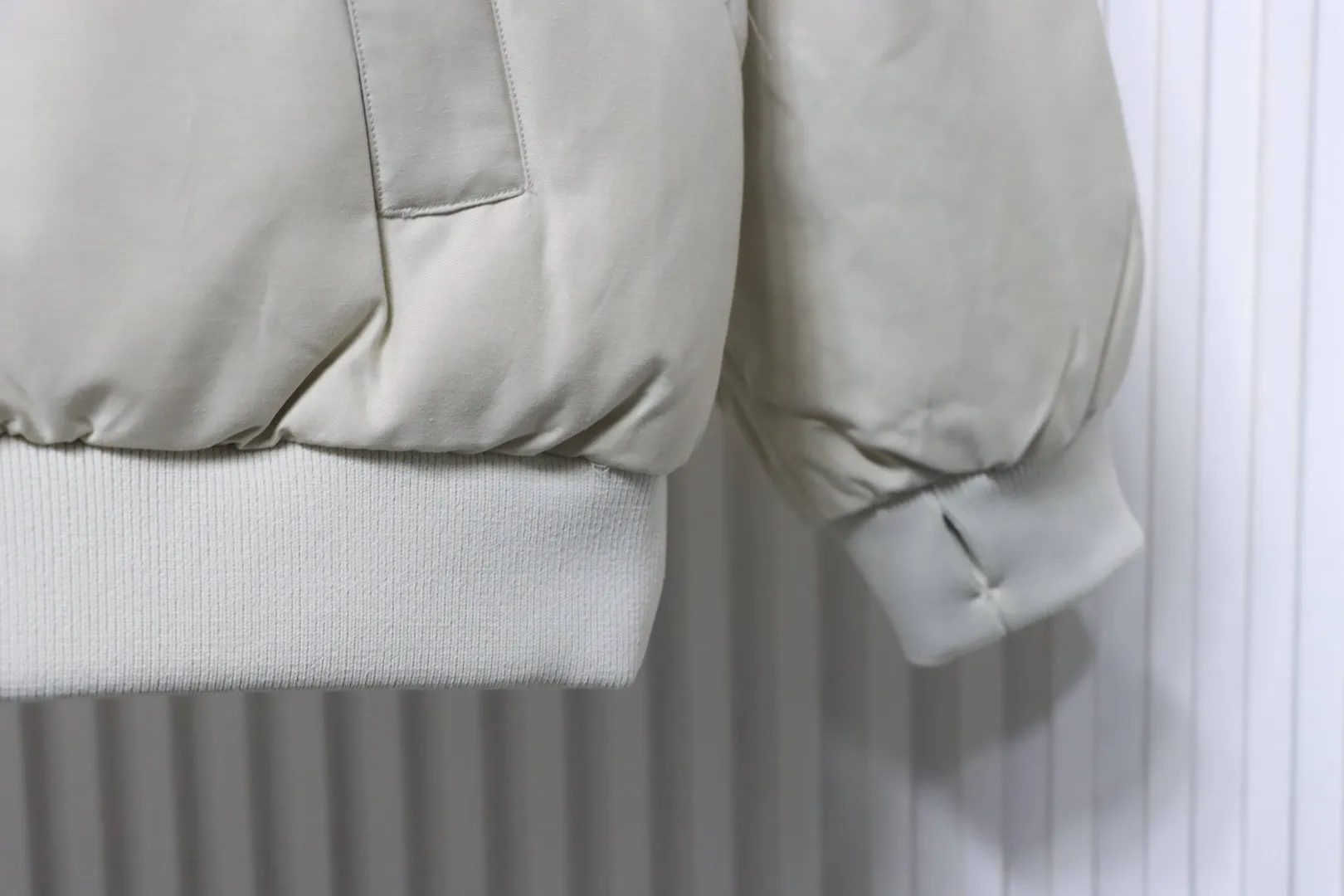 Sleeve cuff and Bottom Hem Details