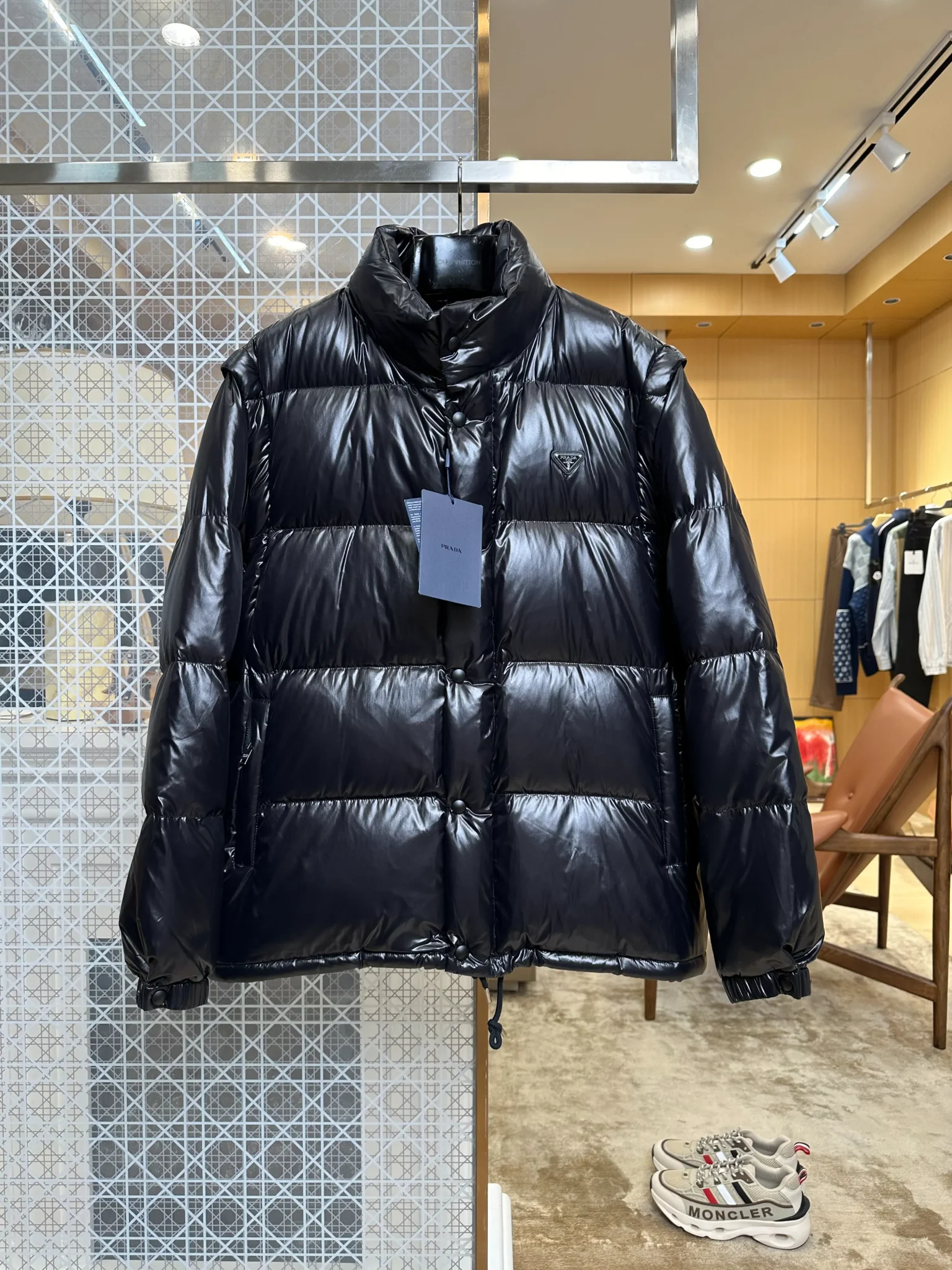 Detachable Sleeve Re-Nylon Down Jacket
