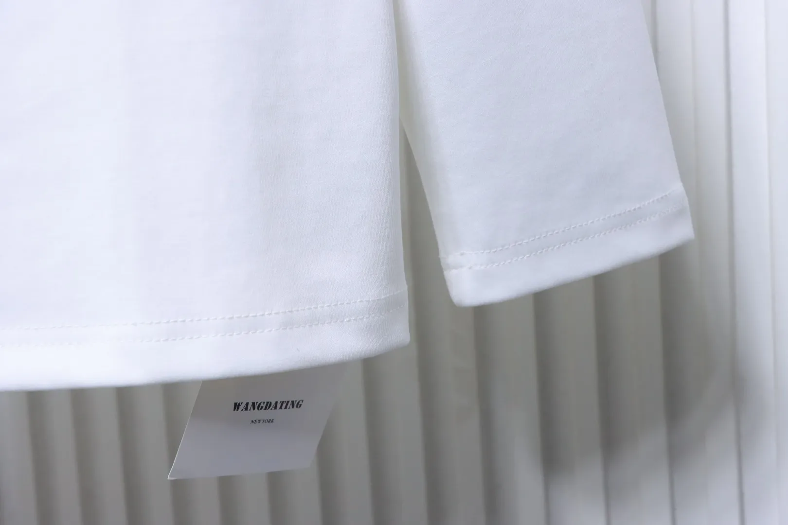 Sleeve Cuff and Bottom Hem details