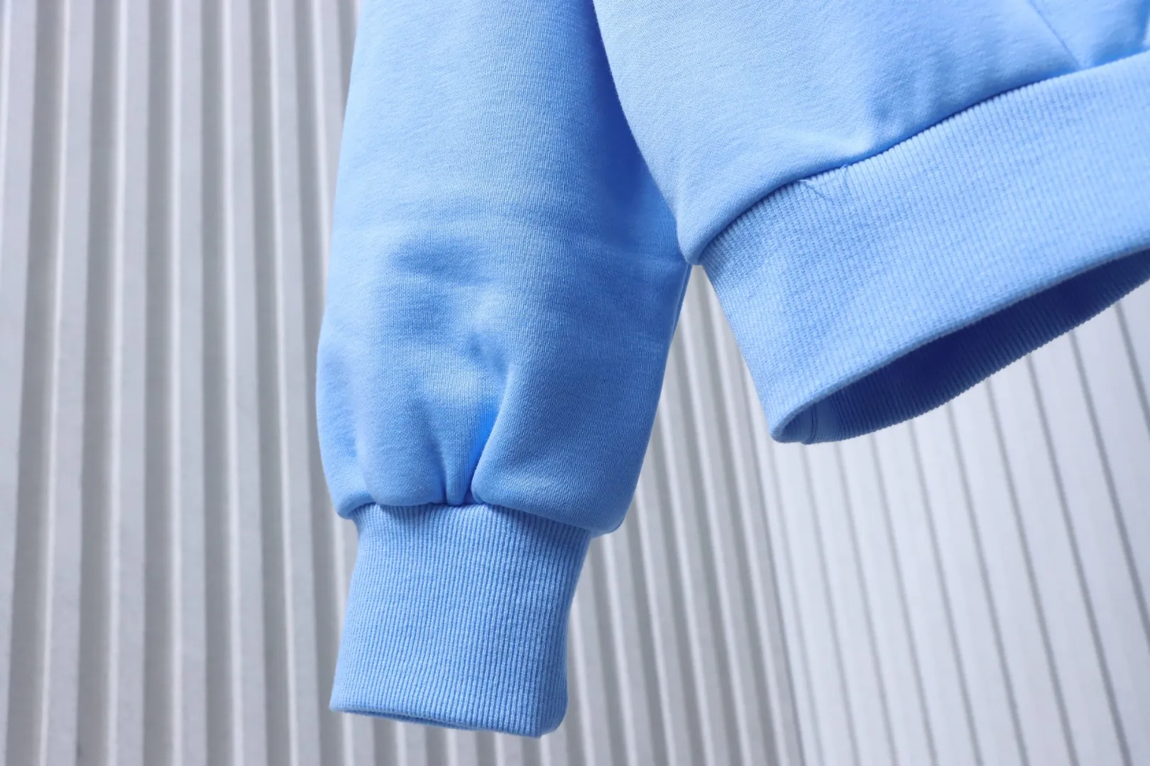 Long Sleeve Details