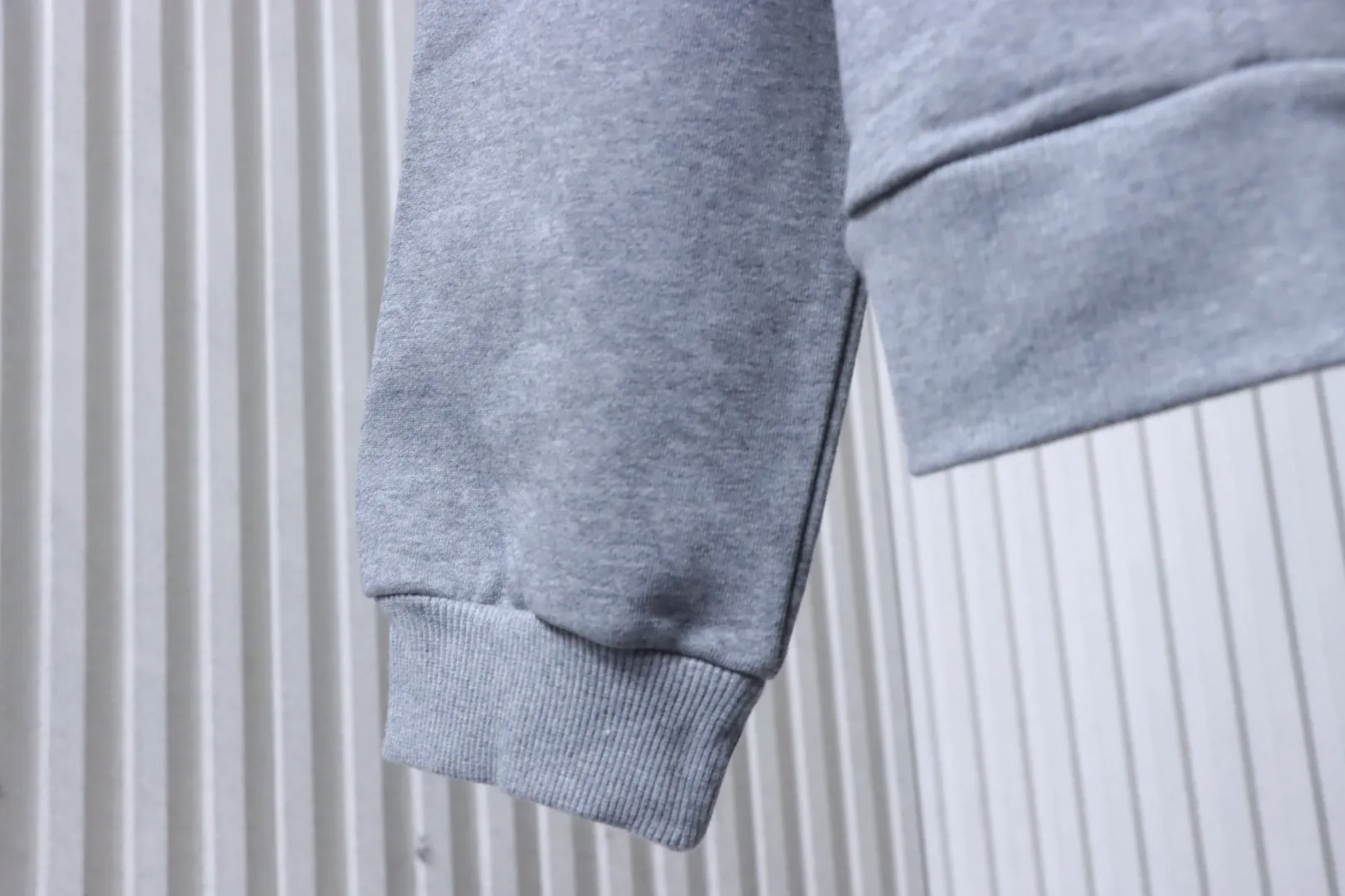 Long Sleeve Details