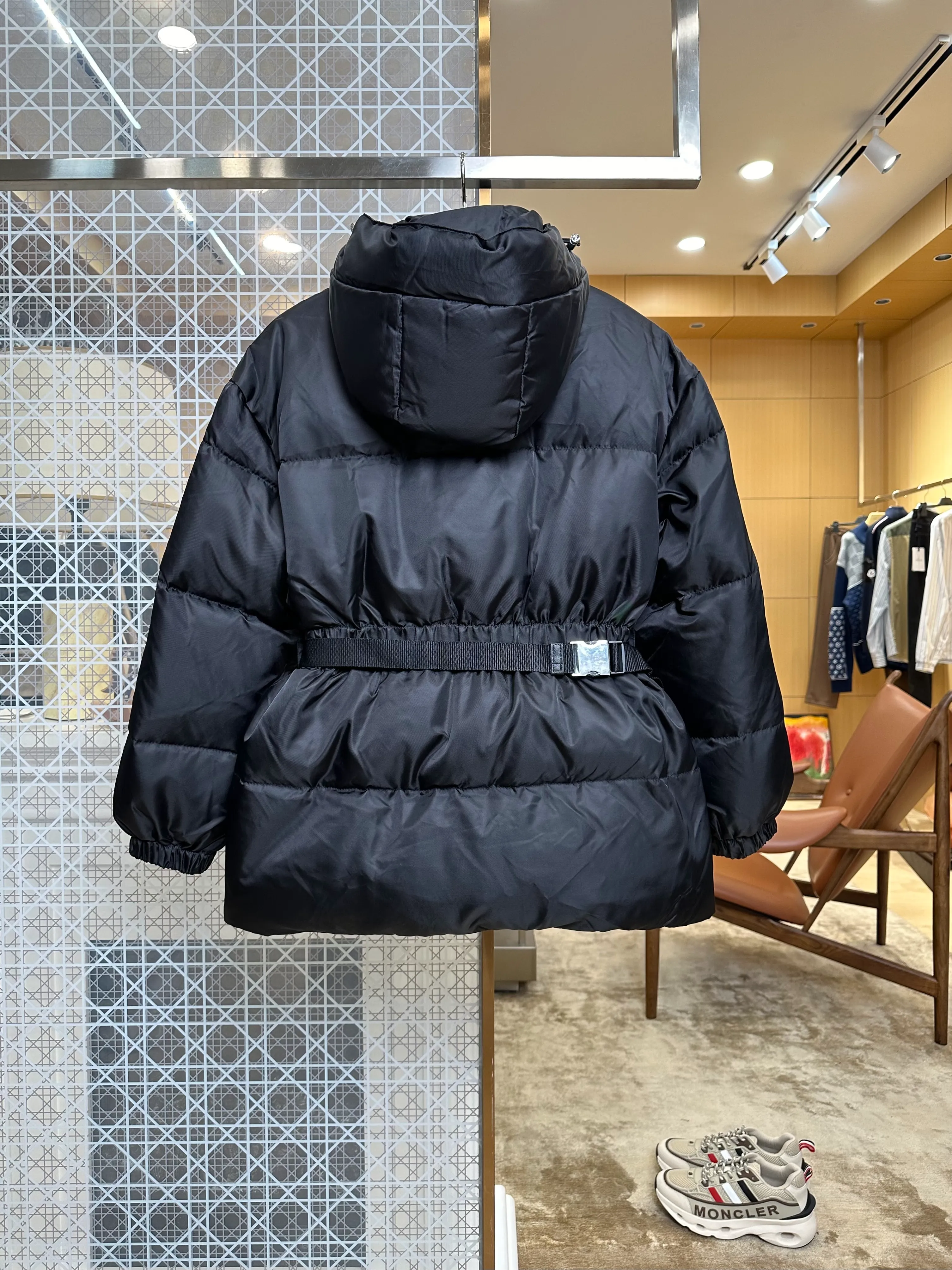 Back View Women's Triangle Logo Ant Waist Hooded Down Jacket
