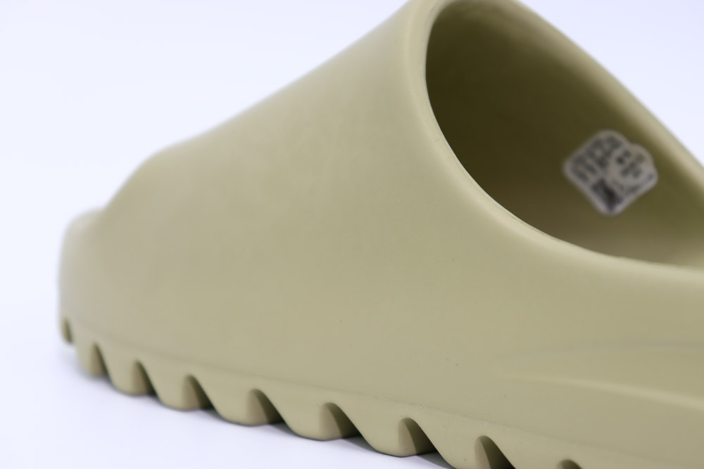 YEEZY SLIDE RESIN REPLICA - Image 5